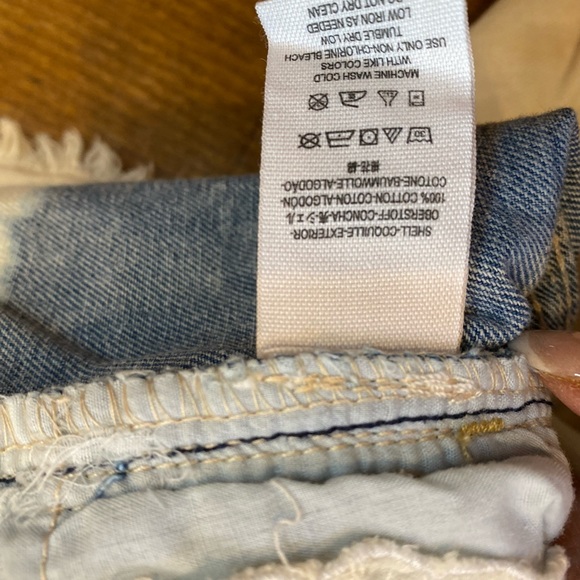 Free People HR Size 10 (30) Cut-off Distressed Faded Bleached Blue Jean Shorts. - Picture 5 of 5